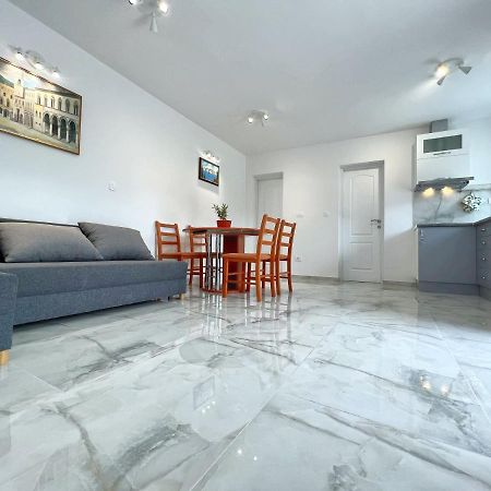 Apartman Laura Mlini Εξωτερικό φωτογραφία